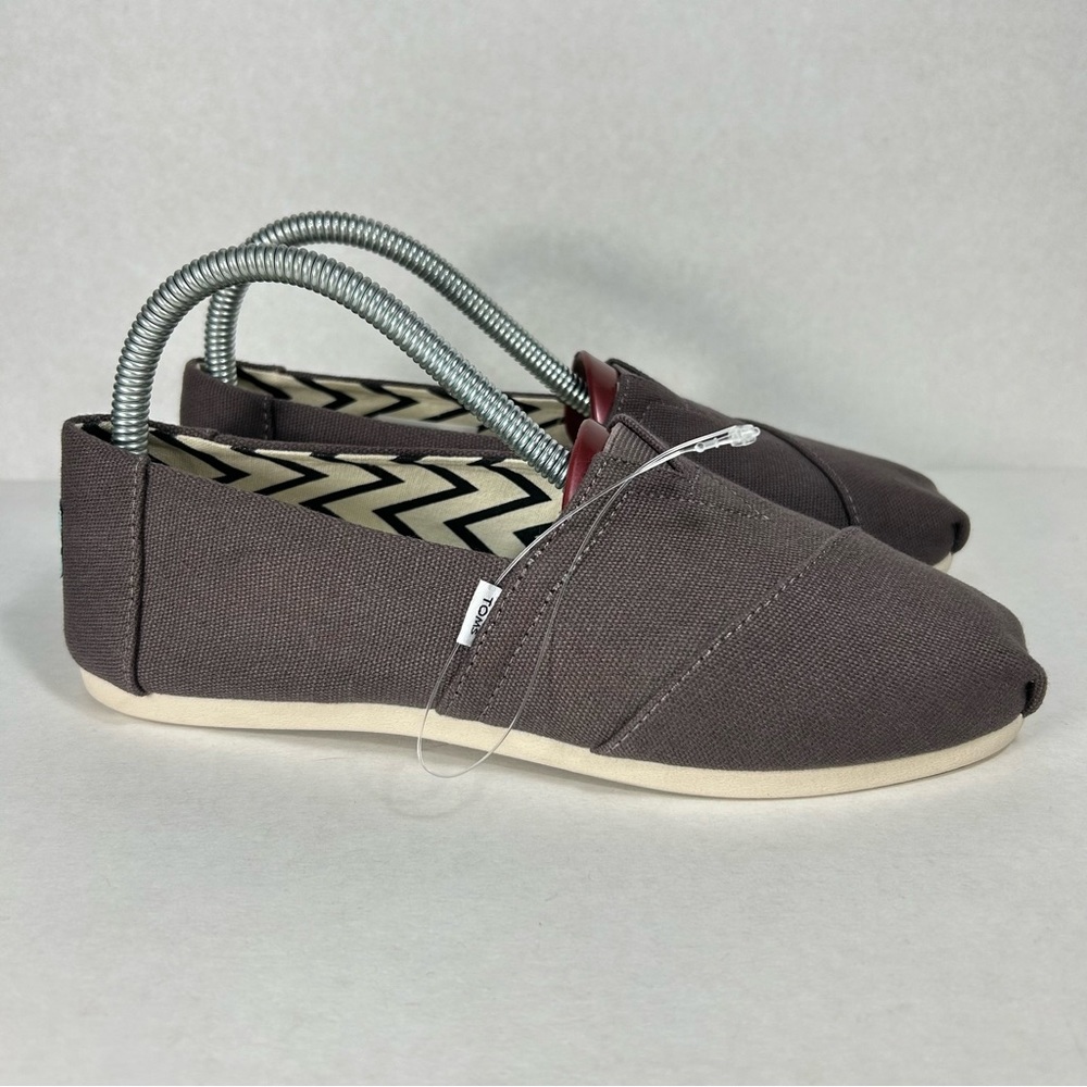 New Toms Alpargata Almond Toe Loafers Sneaker Flats Shoes Grey; Women’s Size 7.5